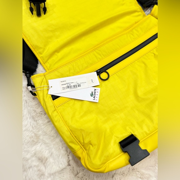 Messenger bag Lacoste. New with a tag - Picture 3 of 8